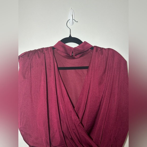 Glam Burgundy Bodysuit with shoulder pads and open back Size Medium - Picture 6 of 10